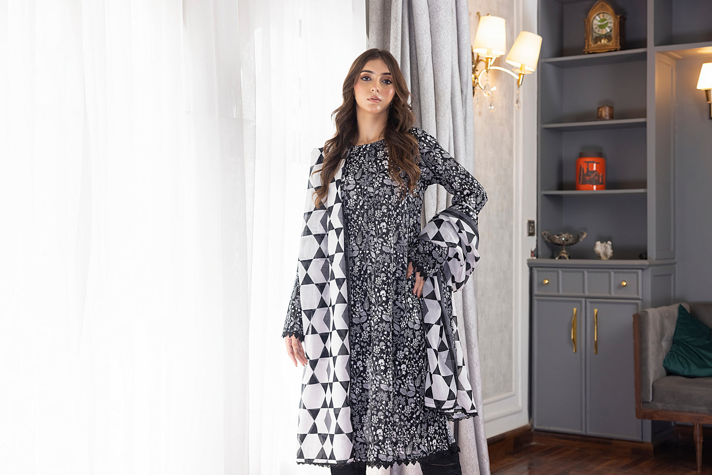 SALINA PRINTED BLACK N WHITE LAWN 3PC