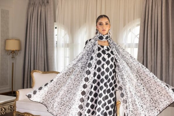 SALINA PRINTED BLACK N WHITE LAWN 3PC