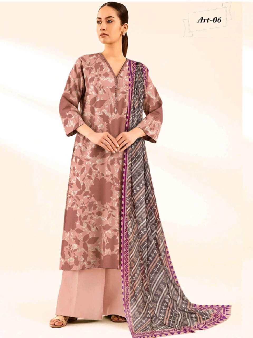 SAPPHIRE PRINTED LAWN 3PC